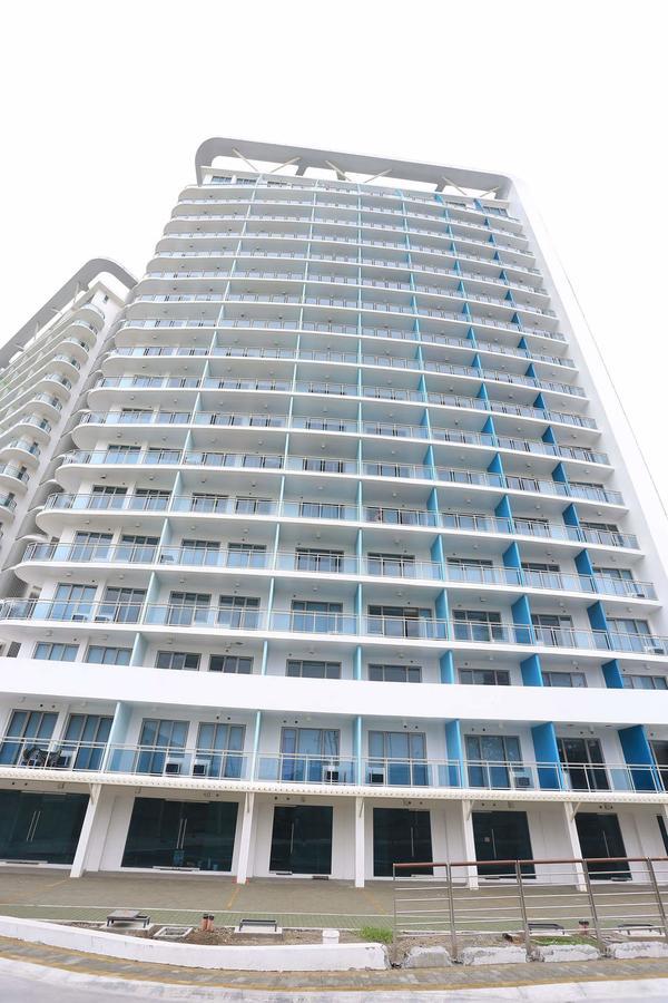 Maui Condotel Azure Residence Manila Dış mekan fotoğraf